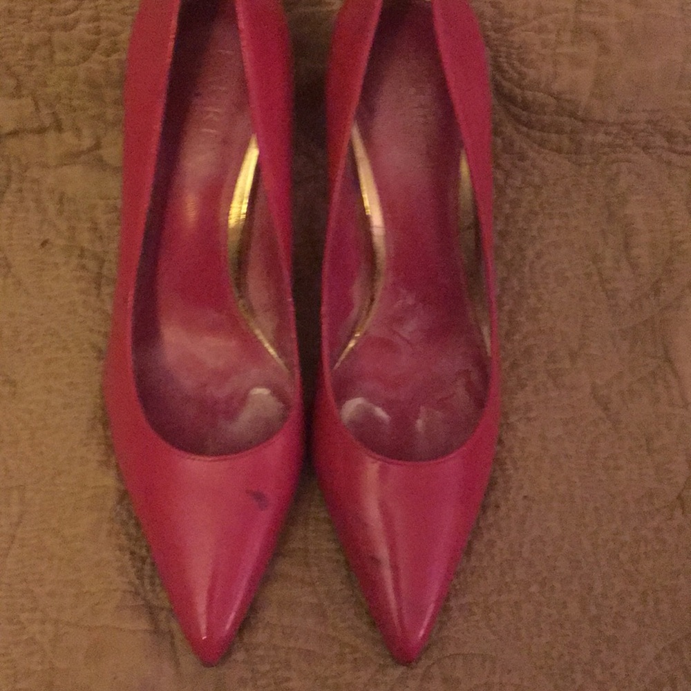 Hot pink Raulph Lauren heels 9B